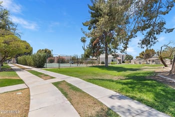 5409 Echo Ln, Glendale, AZ 85302