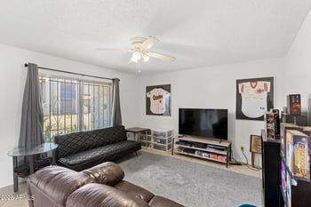 5409 Echo Ln, Glendale, AZ 85302