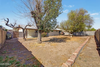 5409 Seldon Ln, Glendale, AZ 85302