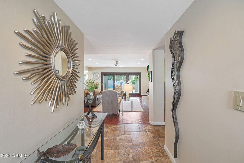 541 E Tam Oshanter Dr, Phoenix, AZ 85022