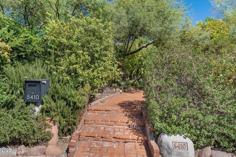 5410 E Vernon Ave, Phoenix, AZ 85008