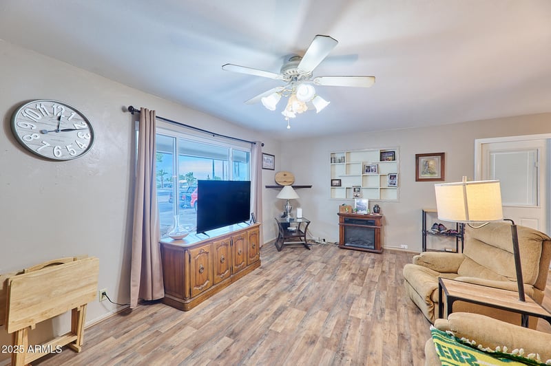 5410 University Dr, Mesa, AZ 85205