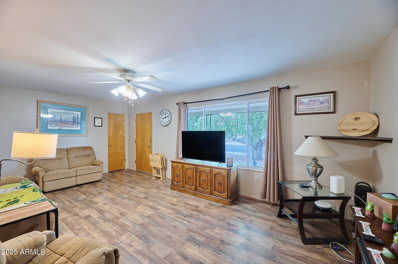 5410 University Dr, Mesa, AZ 85205