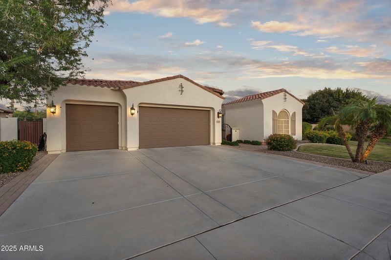 5411 Big Horn Pl, Chandler, AZ 85249