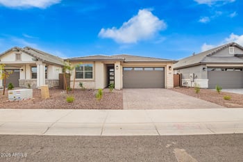 5411 Royal Palm Rd, Glendale, AZ 85302