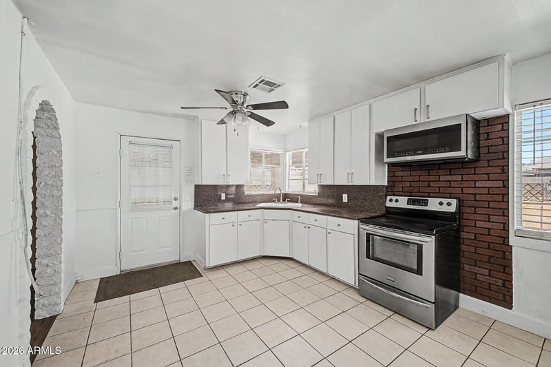 5411 S 14th Ave, Phoenix, AZ 85041