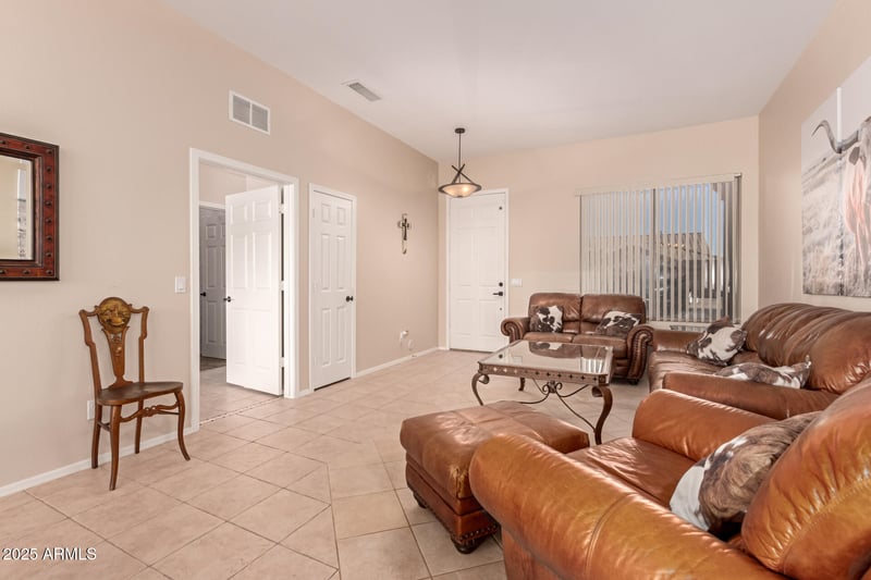 5412 Karen Dr, Glendale, AZ 85308