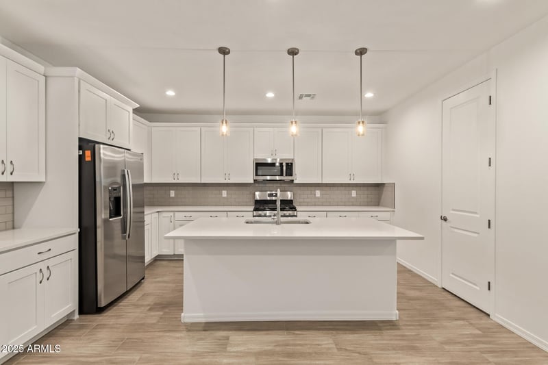 5412 Manzanita Dr, Glendale, AZ 85302