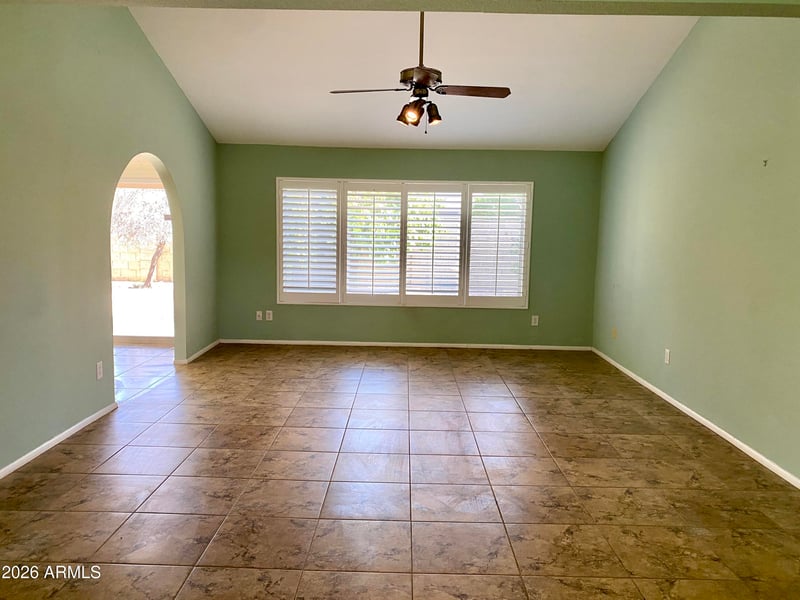 5413 W Cholla St, Glendale, AZ 85304