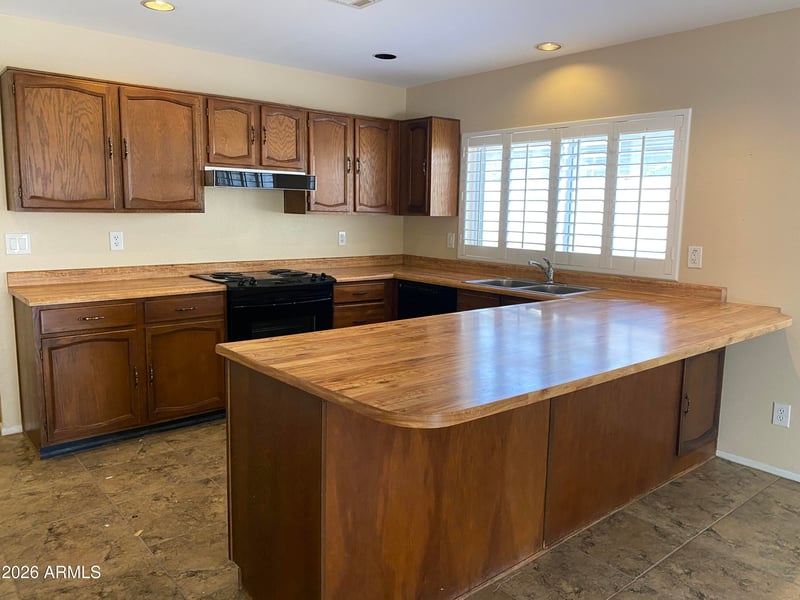 5413 W Cholla St, Glendale, AZ 85304