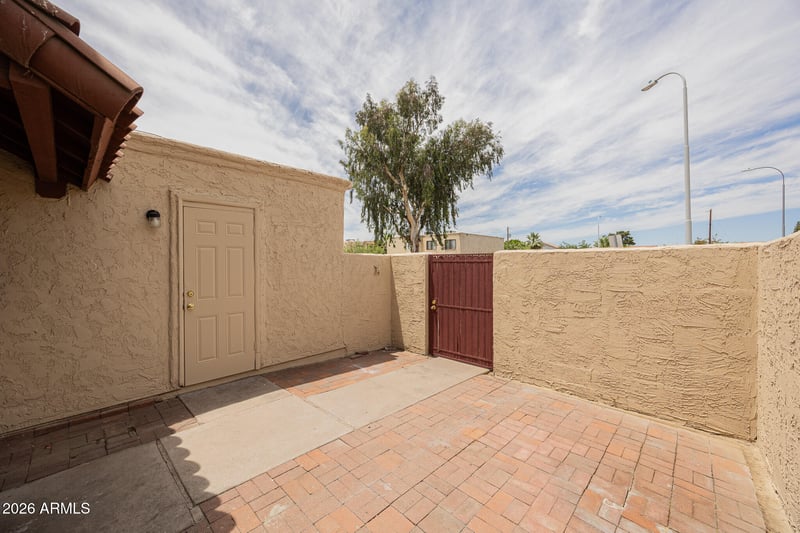 5414 Lynwood St, Phoenix, AZ 85043