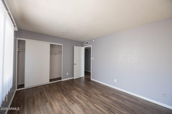 5414 Lynwood St, Phoenix, AZ 85043