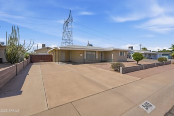 5415 Decatur St, Mesa, AZ 85205