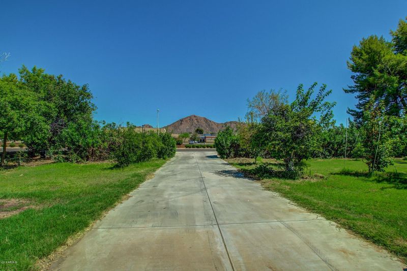 5415 E Osborn Rd, Phoenix, AZ 85018