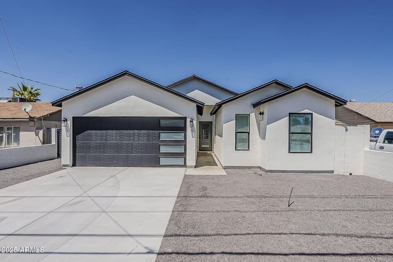 5416 Myrtle Ave, Glendale, AZ 85301