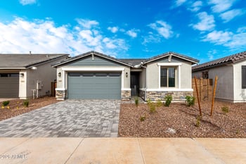 5416 Royal Palm Rd, Glendale, AZ 85302