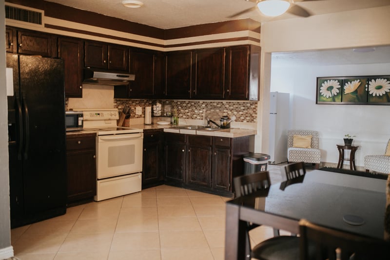 5417 N 79th Ave, Glendale, AZ 85303