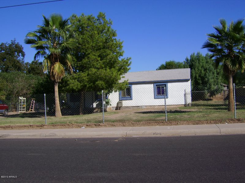 5417 S 3rd St, Phoenix, AZ 85040