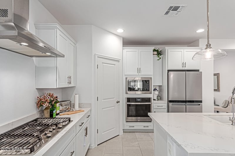 5417 Walatowa St, Laveen, AZ 85339