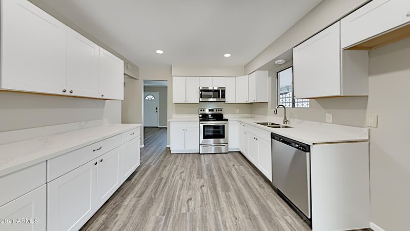 5418 E Boston St, Mesa, AZ 85205