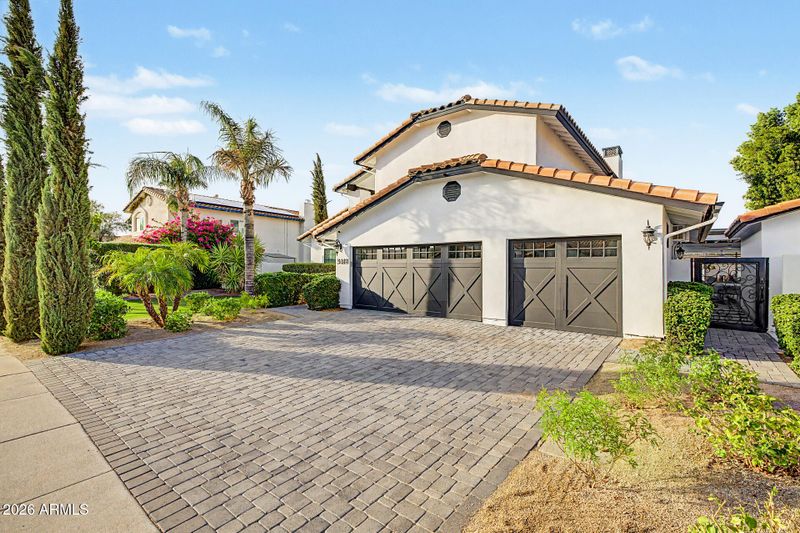 5418 E Michelle Dr, Scottsdale, AZ 85254