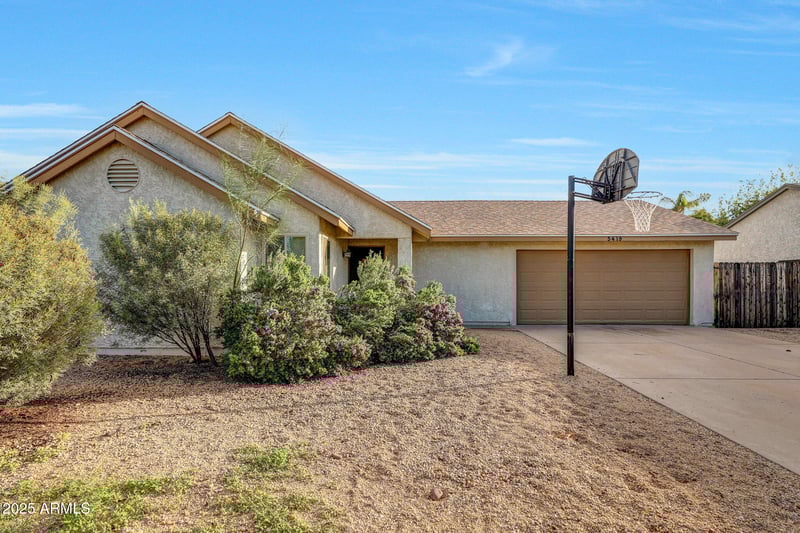 5419 Eugie Ave, Glendale, AZ 85304