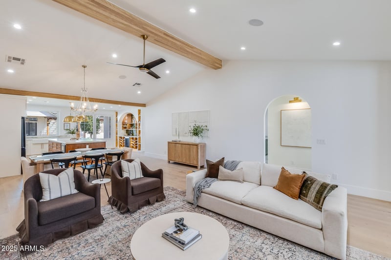 542 E Hayward Ave, Phoenix, AZ 85020