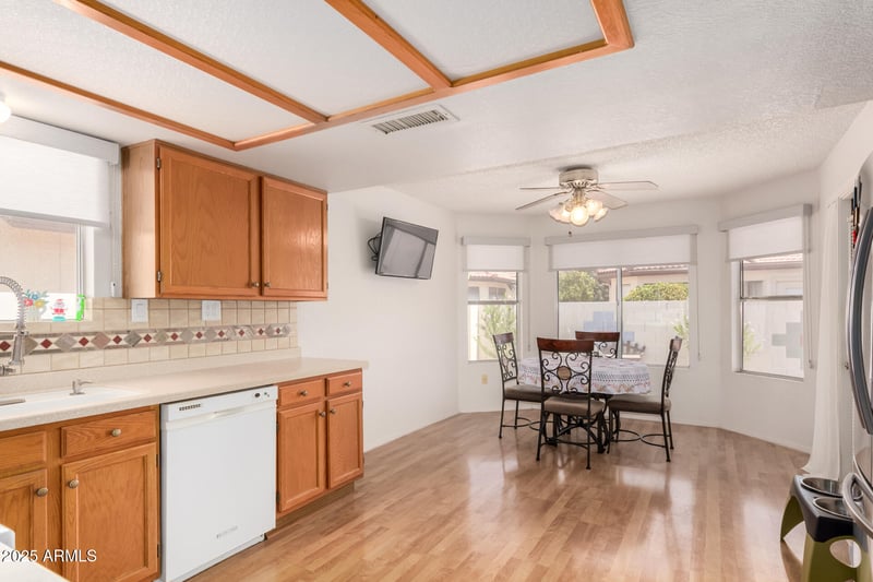 542 Higley Rd #52, Mesa, AZ 85206
