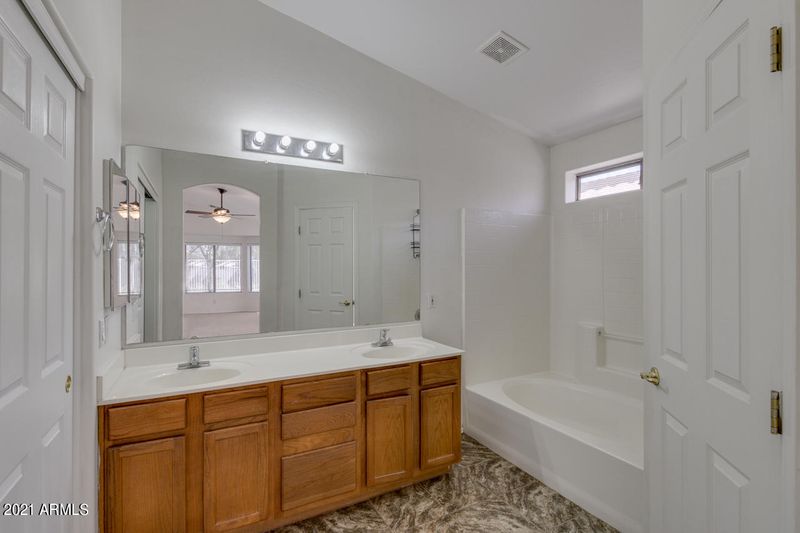 542 N Canfield --, Mesa, AZ 85207