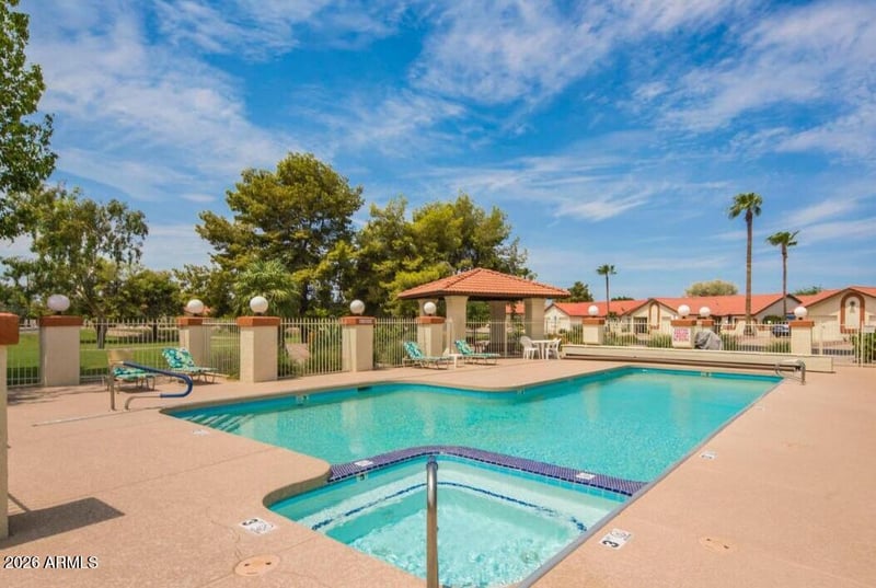 542 S Higley Rd #30, Mesa, AZ 85206
