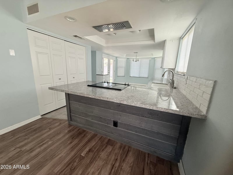 542 S Higley Rd #63, Mesa, AZ 85206