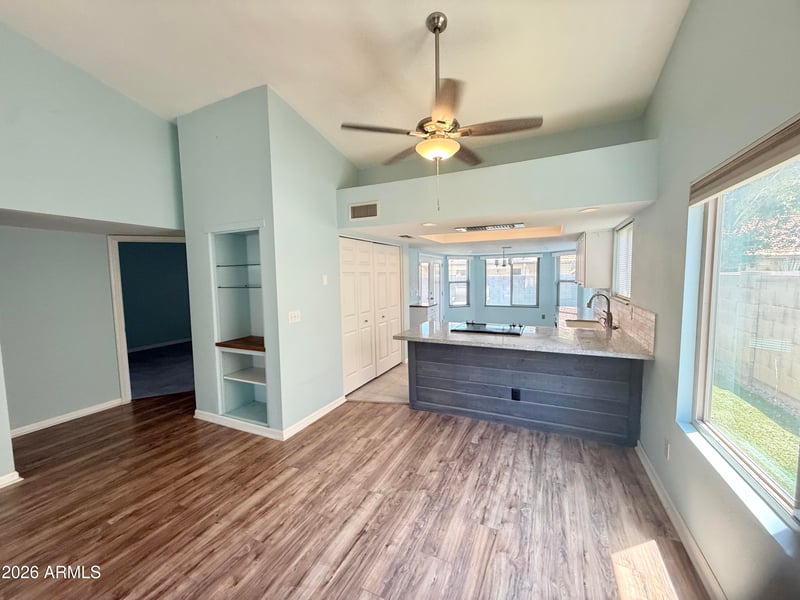 542 S Higley Rd #63, Mesa, AZ 85206