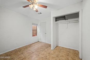 5421 N 73rd Dr, Glendale, AZ 85303