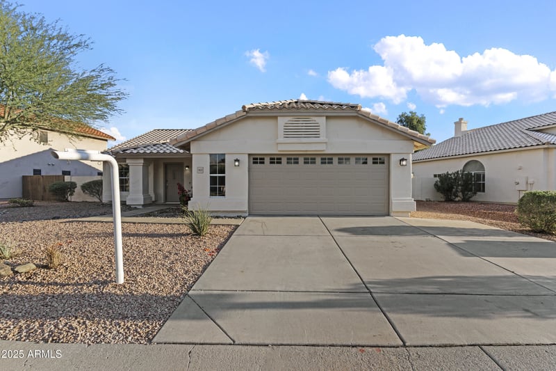 5421 Oraibi Dr, Glendale, AZ 85308