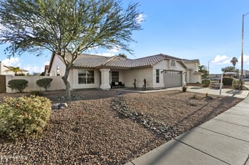 5421 Oraibi Dr, Glendale, AZ 85308