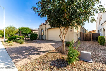 5421 Chuck Box Rd, Laveen, AZ 85339