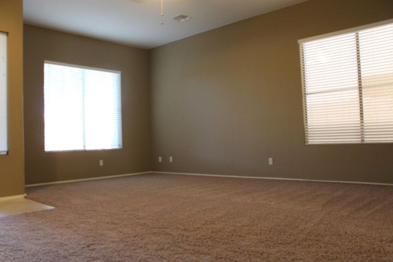 5421 W Hartford Ave, Glendale, AZ 85308