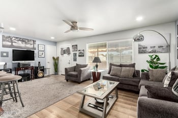 5422 Des Moines St, Mesa, AZ 85205