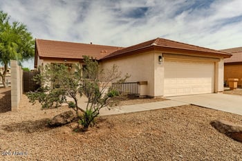 5422 Huntington Dr, Laveen, AZ 85339