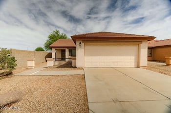 5422 Huntington Dr, Laveen, AZ 85339