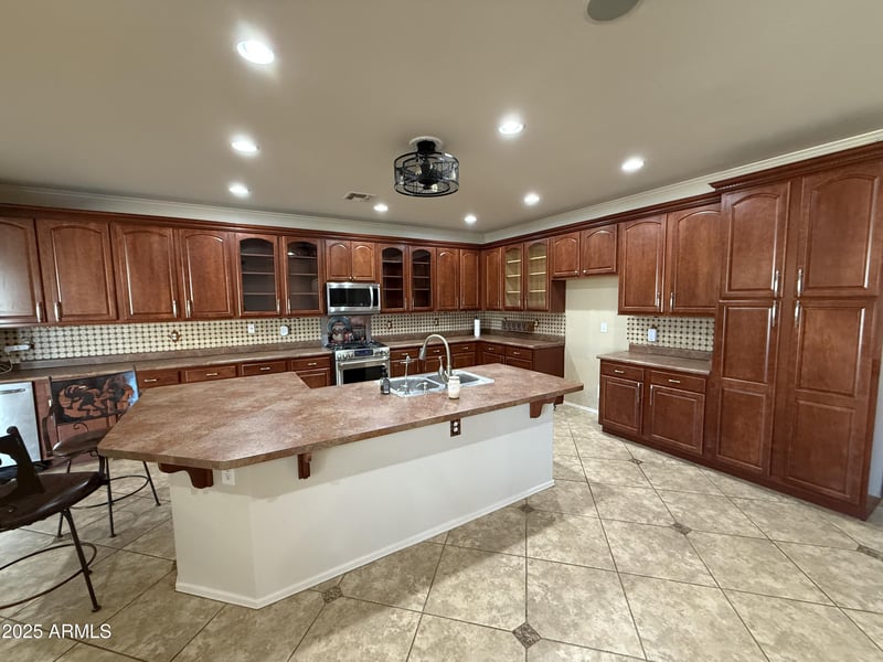5422 Samantha Way, Laveen, AZ 85339