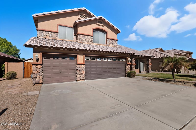 5422 Topeka Dr, Glendale, AZ 85308