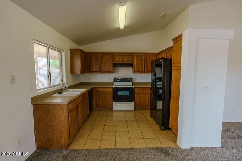 5422 Huntington Dr, Laveen, AZ 85339