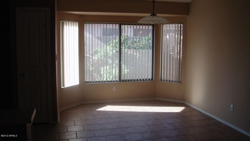 5422 W Sands Rd, Glendale, AZ 85301