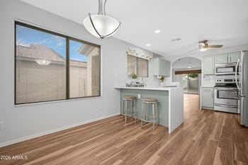 5423 W Sands Rd, Glendale, AZ 85301