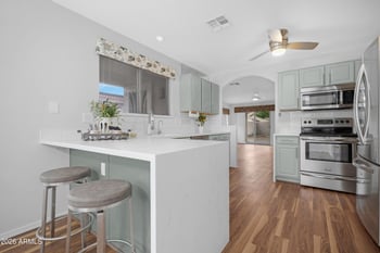 5423 W Sands Rd, Glendale, AZ 85301