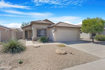 5423 W Sands Rd, Glendale, AZ 85301
