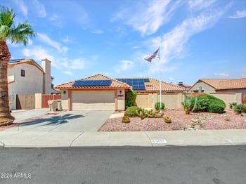 5424 W Cochise Dr, Glendale, AZ 85302