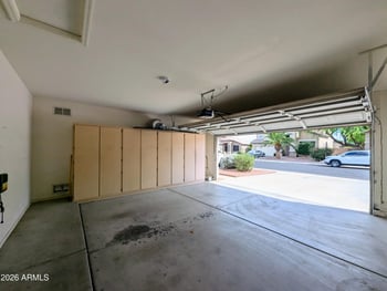 5424 Wagoner Rd, Glendale, AZ 85308