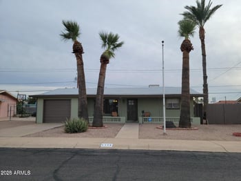 5425 Akron St, Mesa, AZ 85205